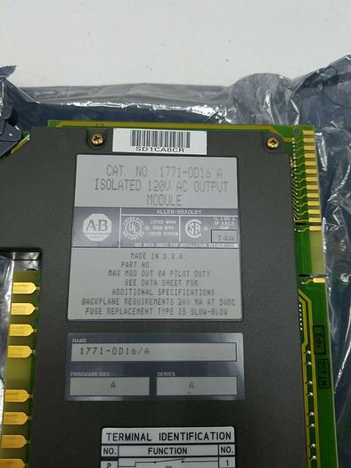 Allen Bradley 1771-OD16 A ISOLATED 120V AC OUTPUT MODULE