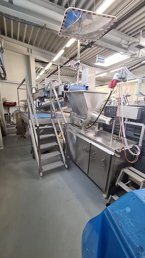 Gebraucht Abfüll - Linie für stückige Produkte in vorgefertigte Beutel