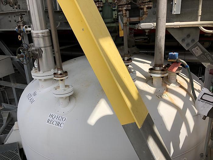 Refurbished 5,000 GALLON VERTICAL TANK - 316L S/S - 60 PSI