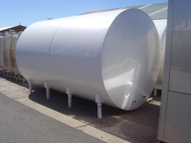 Used 5000 GALLON STORAGE TANK.  CHICAGO STAINLESS