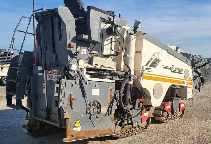 Used 2014 Wirtgen W120Fi