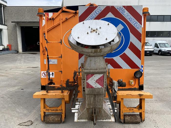 Usato 2012 BOMBELLI MOUNTY 9