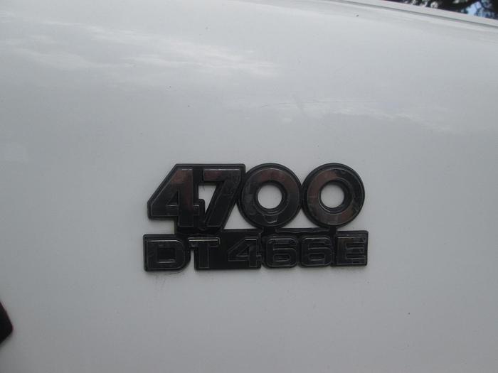 Used 2001 International 4700 Digger Derrick Truck