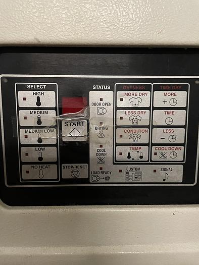 Used 1996 UNIMAC 50LB GAS DRYER
