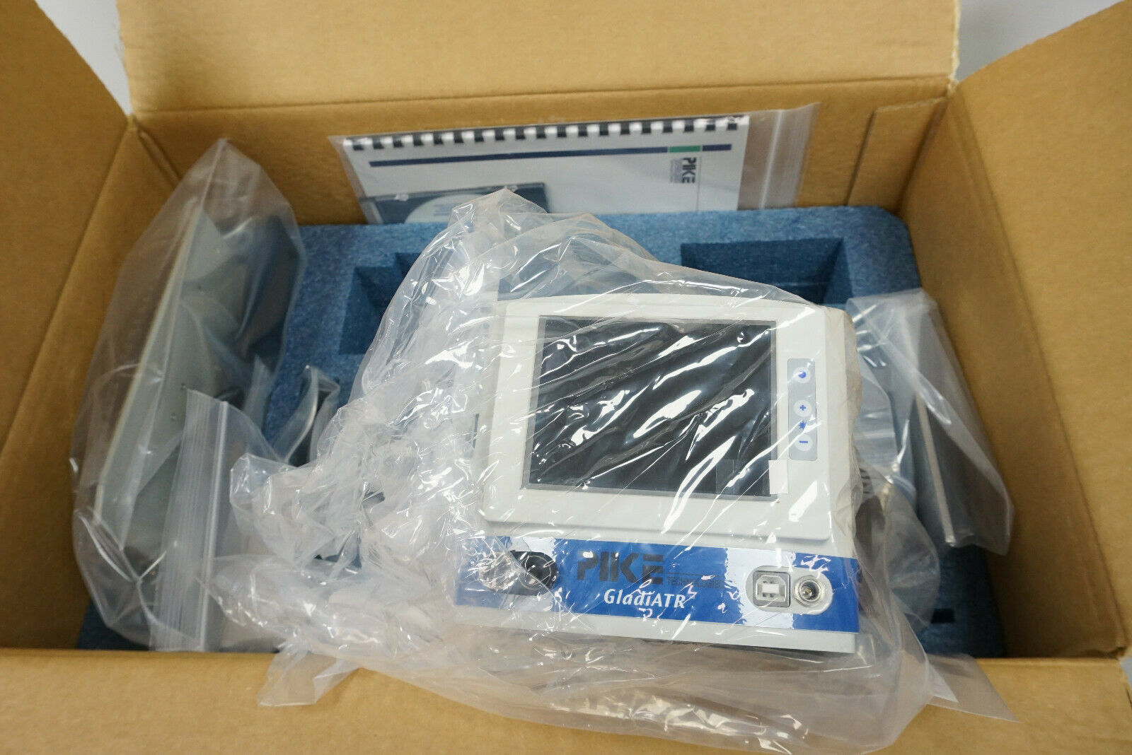 Pike GladiATR Vision Diamond ATR Sample View Video/PC Connection Perkin Elmer