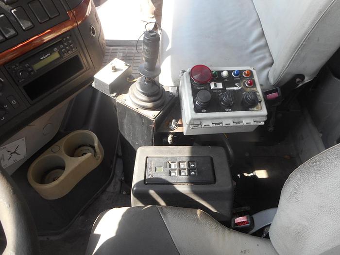 Used 2016 Volvo VHD-64-T