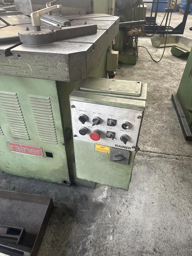 Usato Rainer 250/8