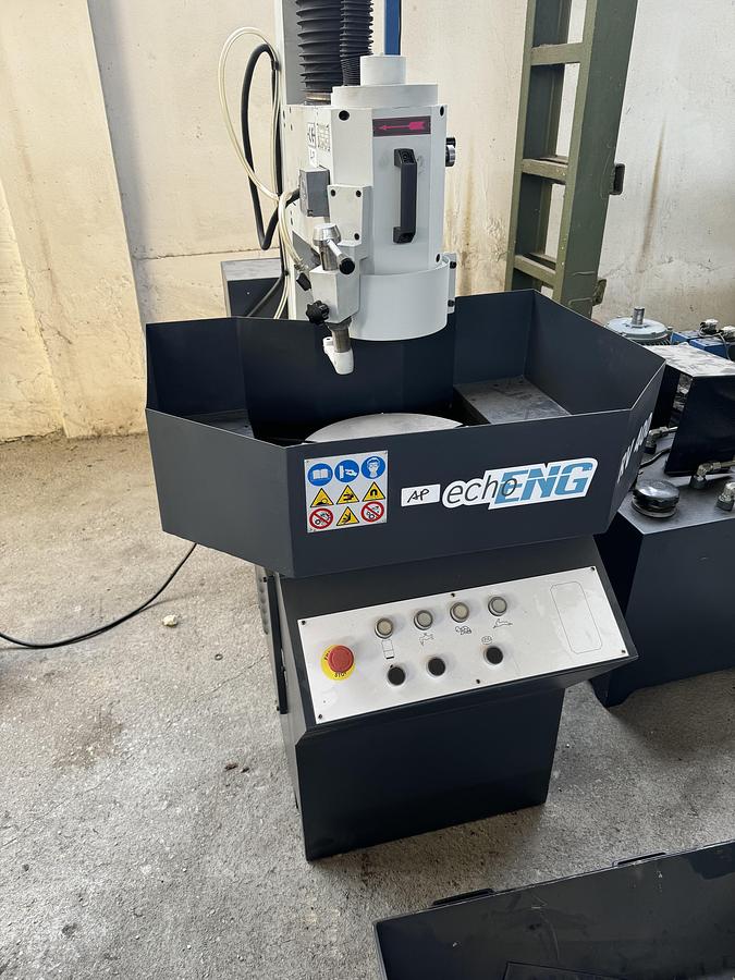 Echo Eng RV 400