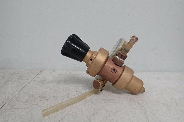 Used Fisher Scientific Company FS-125 Compressed Gas Regulator with CGA-580 Fitting