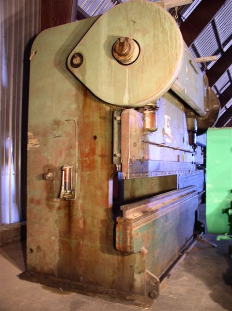 Used 12' x 250 Ton Verson Model B1110-250 Press Brake