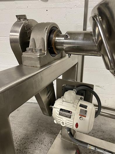 Used 3 CU. FT. GEMCO SLANT CONE BLENDER WITH INTENSIFIER BAR - S/S - 85 LBS/CU. FT.