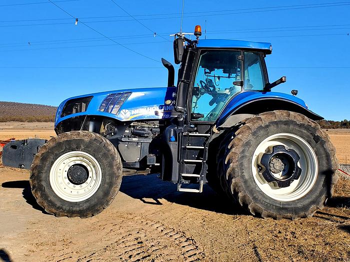 Used 2017 New Holland T8.380 Tractor w/ CVT Trans ** 2000 Hrs **
