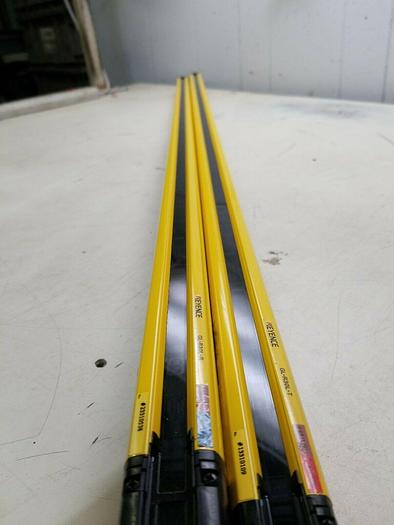 Used Keyence GL-R30L-T Transmitter , GL-R30L-R Receiver