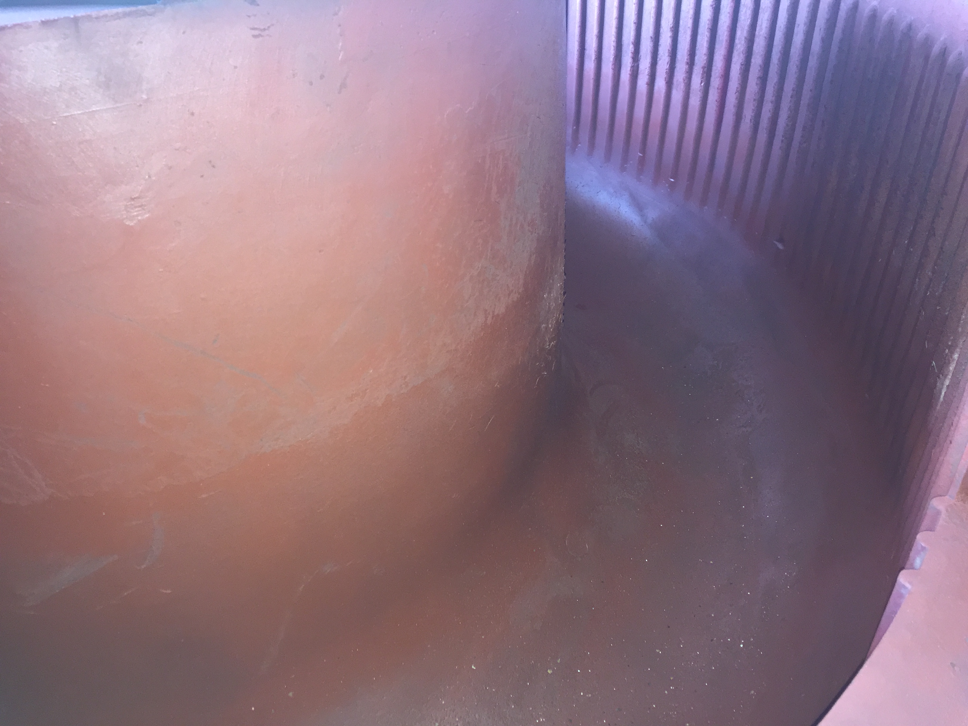 Used 10 cu. ft. Giant Vibratory Finisher