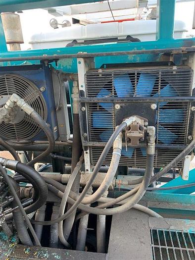 Refurbished 2004 International UDR 1500 Range III Drill Rig