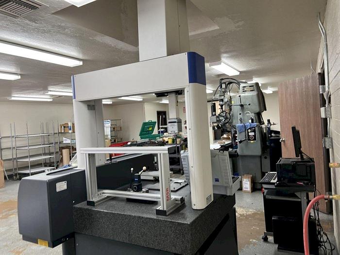 Used 2004 ZEISS Contura 7.7.6 CMM