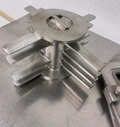 Used FITZPATRICK MODEL D6A FITZMILL - SCREW FEED - S/S