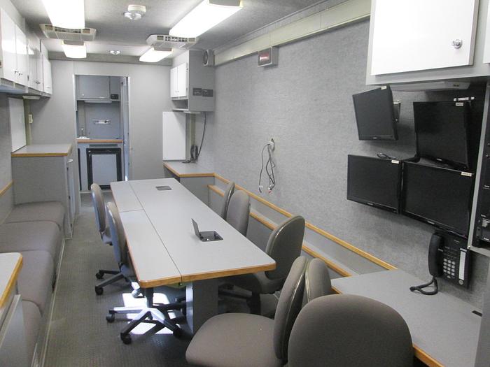 Used 2005 Farber Specialty Command Center Trailer