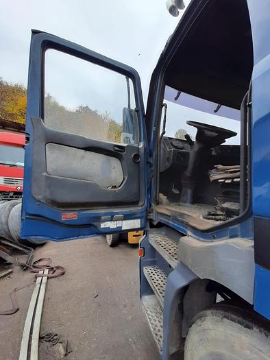 Gebruikt 1999 MERCEDES BENZ 2540 6x2 chassis, 3 pedals , spring in the front