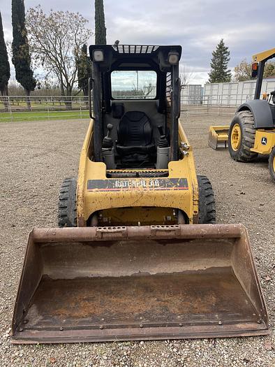 Used 2004 CAT 226