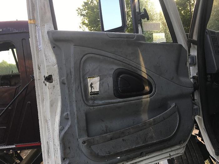 Used 2006 INTERNATIONAL 4300