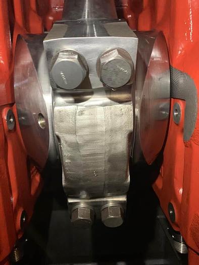 Mak 6M25C marine propulsion engine unused with spares and certificates.