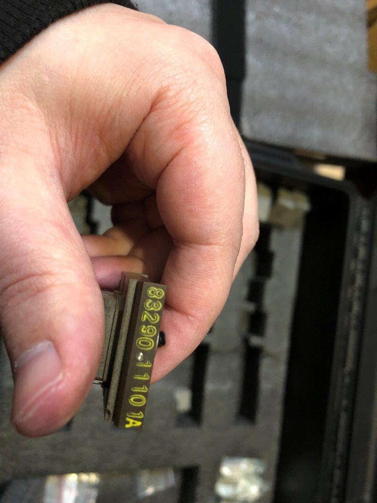 Used Delta Edge DE8000 20lds SOIC .300 WSO Test Handler Change Kit