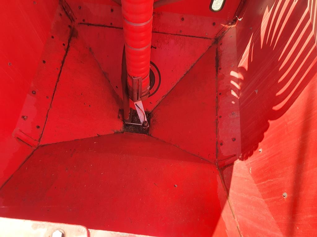 Used He-Va Fanterra 4m Disc Drill