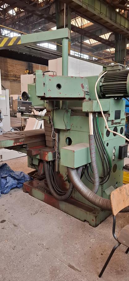 Used Frezarka TOS KURIM FGS 32/40