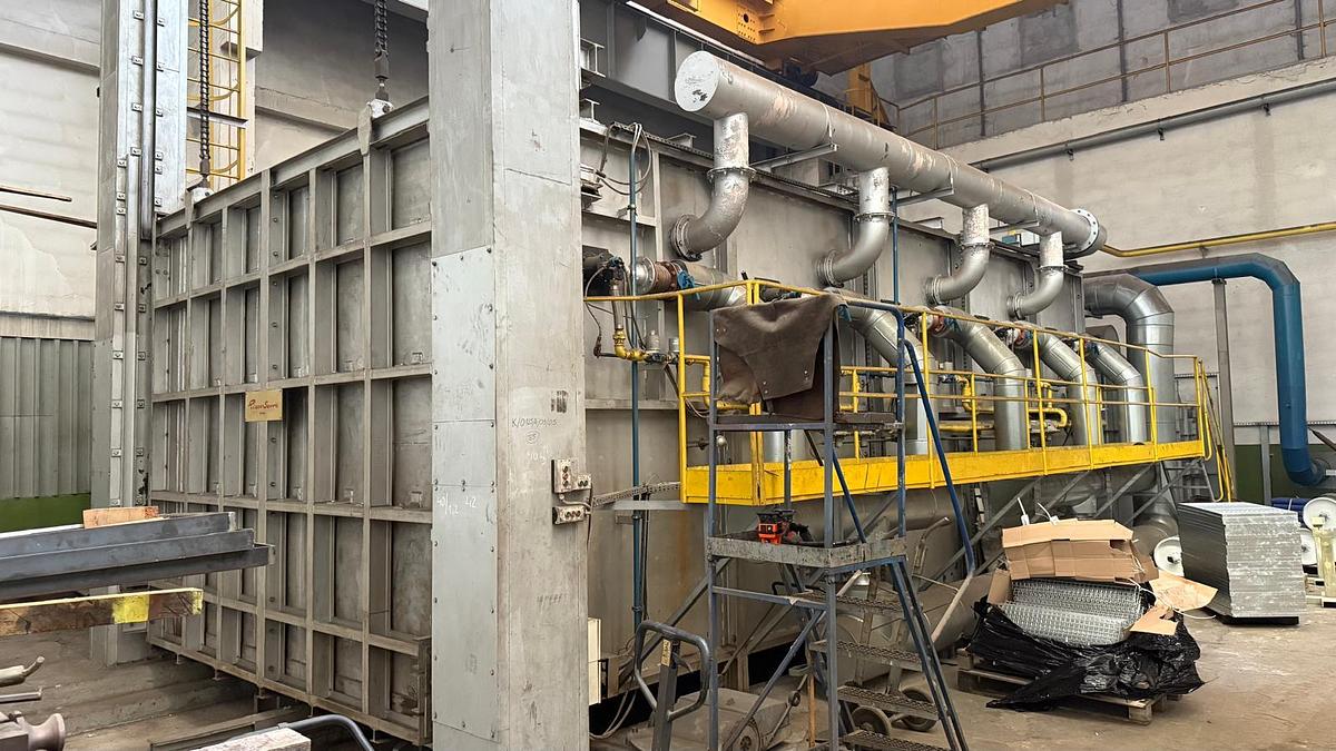 Used Piec komorowy z wysuwnym trzonem ZREMB - REMOS