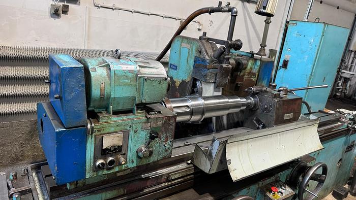 Used Szlifierka do wałków BHU 40x1500