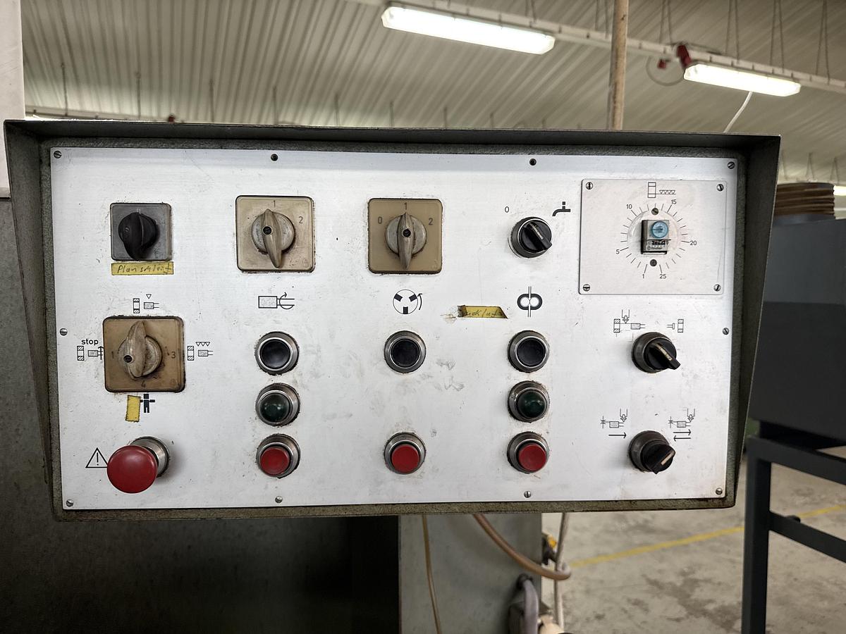 Used Szlifierka do otworów Voumard 5A