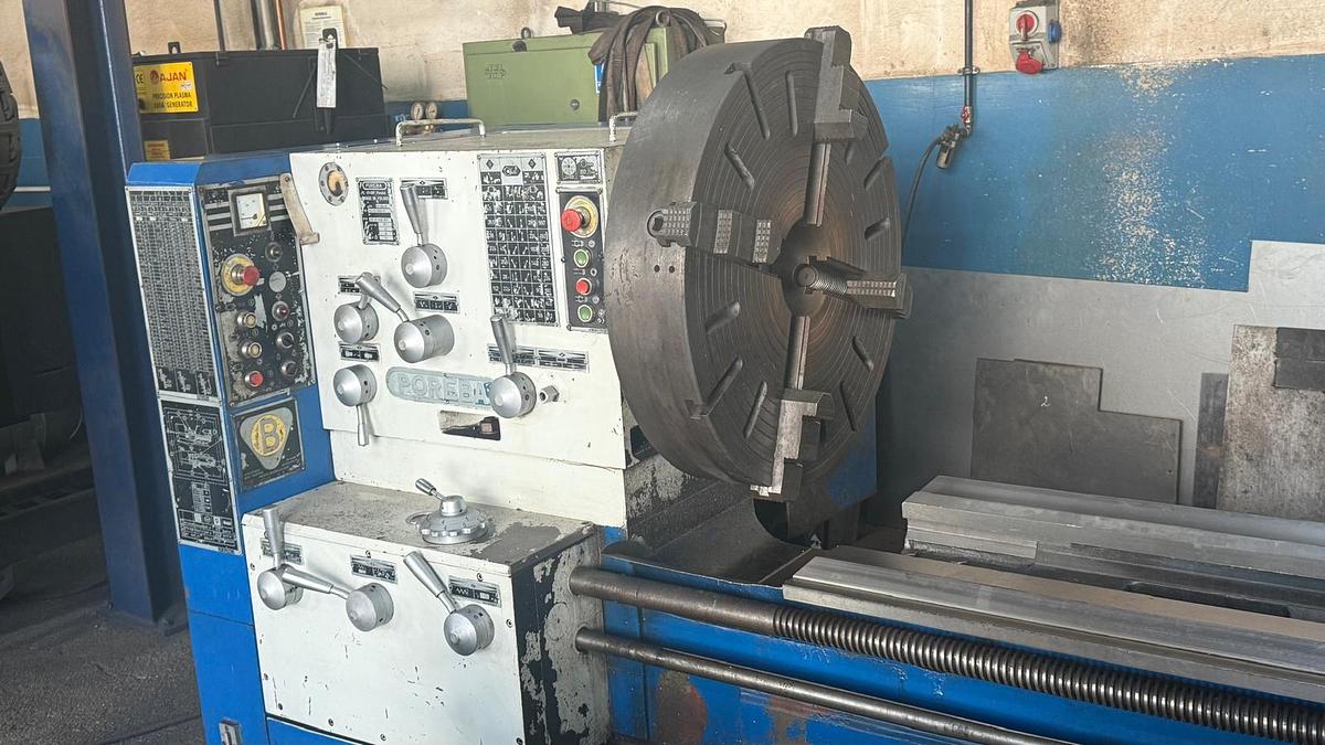 Used Tokarka Poręba TPK 90A1 / 3000