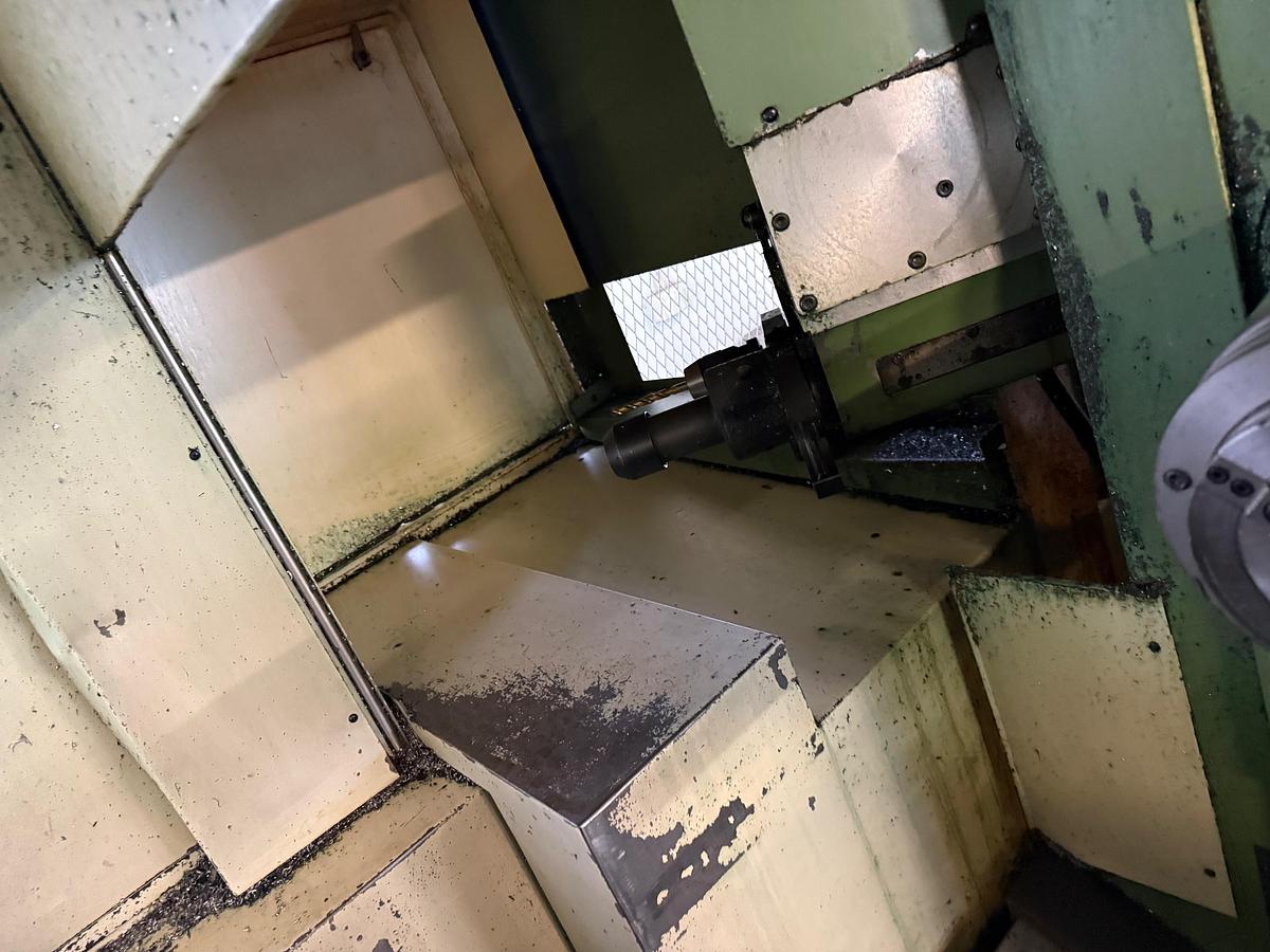 Used Centrum obróbcze dwupaletowe OKK PCH 500