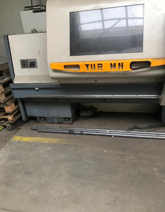 Used Tokarka CNC 
