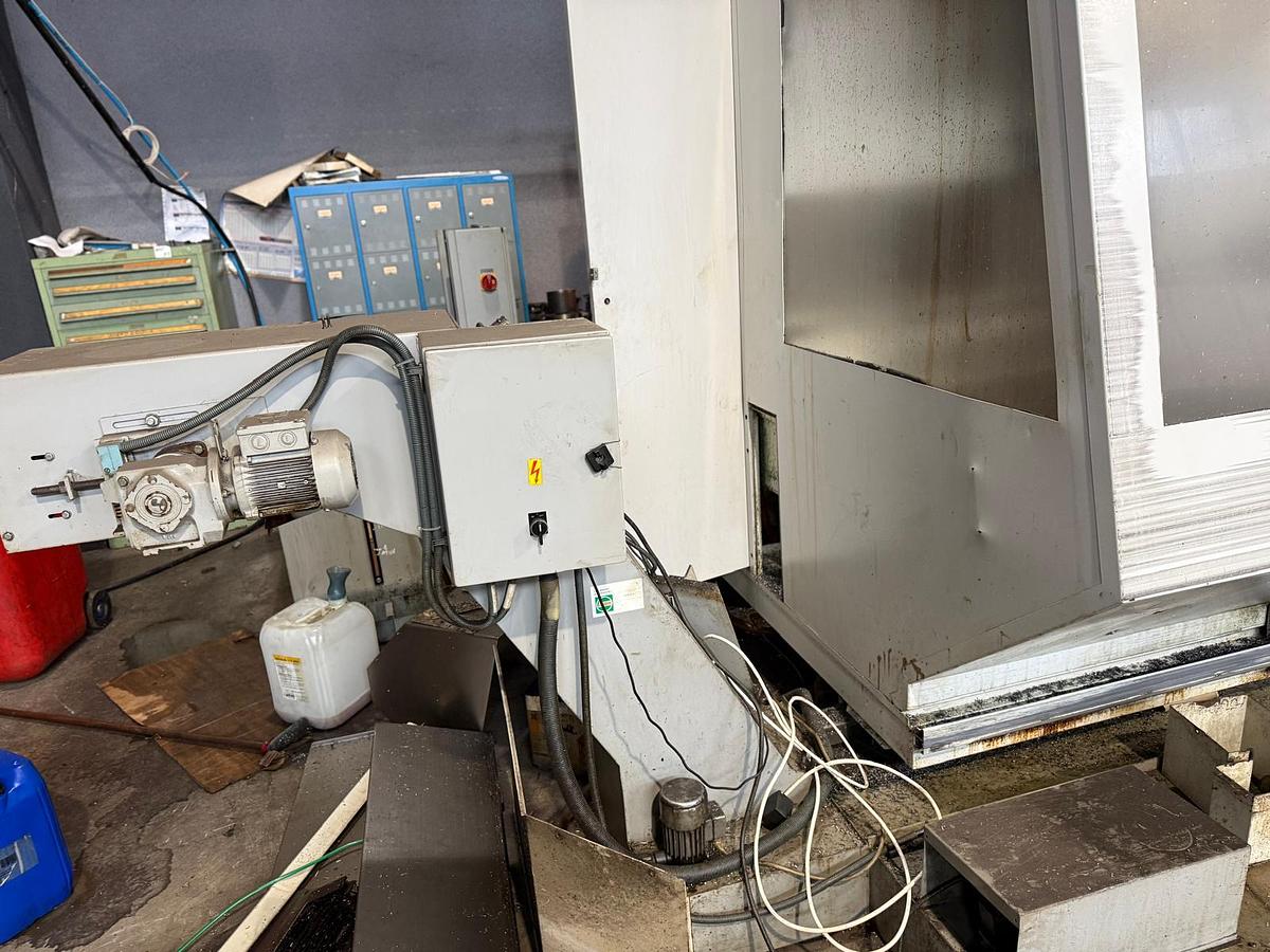 Used Centrum obróbcze MIKRON WF74