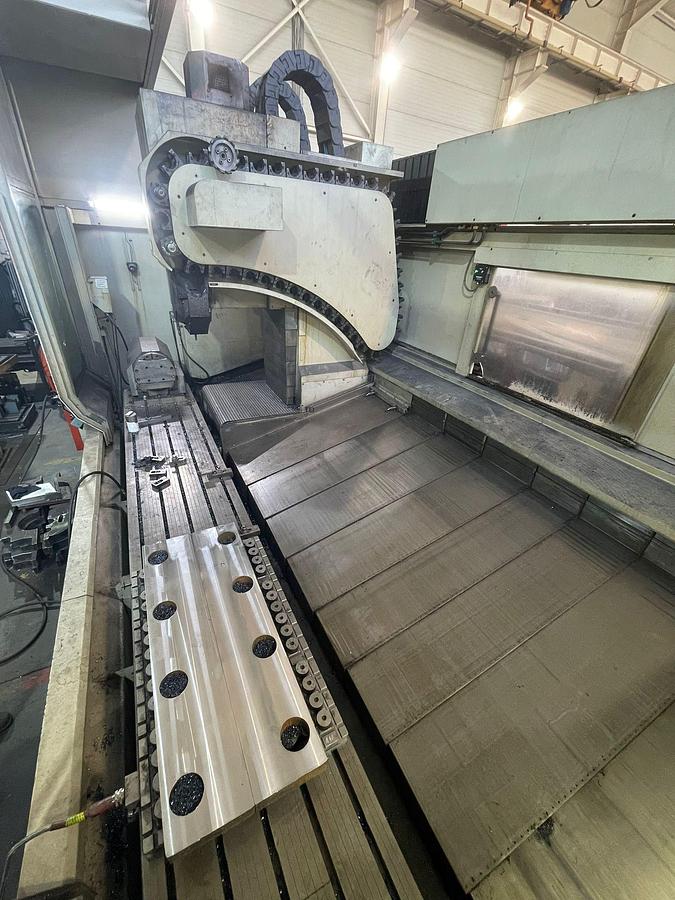 Used Frezarka SW BA 40 CNC