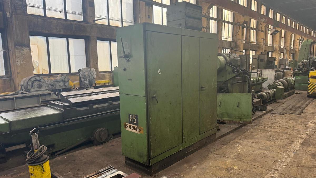 Used Szlifierka do wałków STANKOIMPORT 3A172