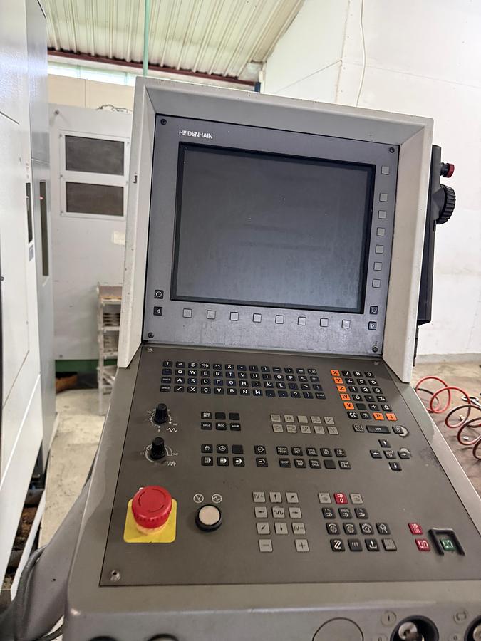 Used Centrum obróbcze Deckel Maho DMU 60T