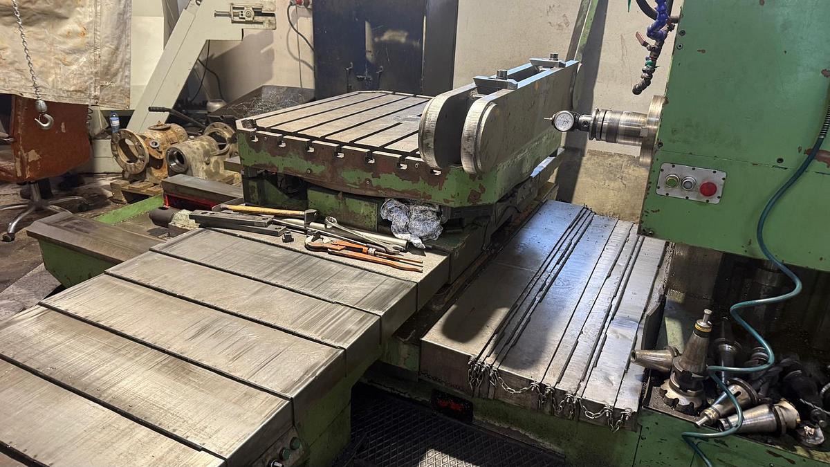 Used Wytaczarka DEFUM WFM 100 N CNC