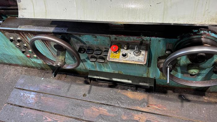 Used Szlifierka do wałków BHU 40x1500