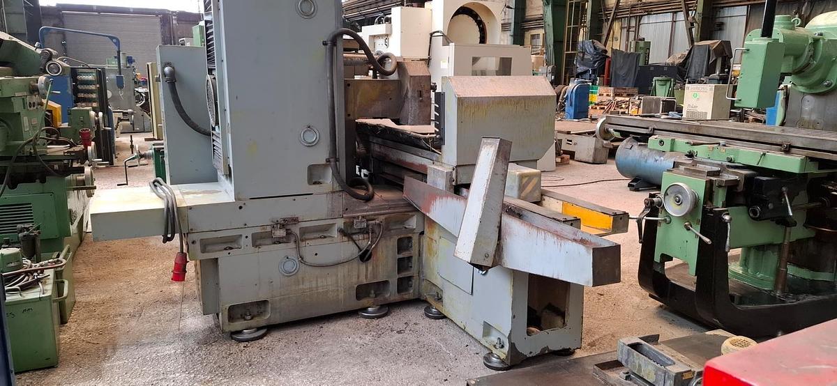 Used Szlifierka do płaszczyzn  3 Ł722B