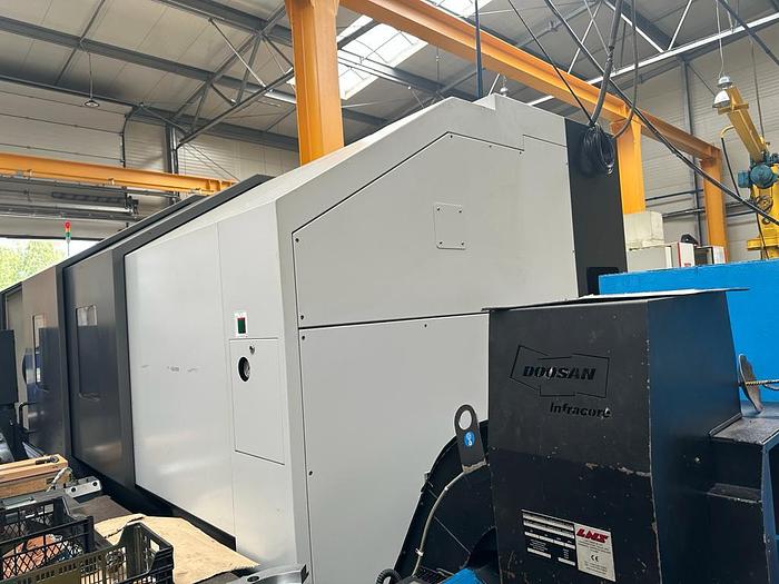 Used Tokarka CNC DOOSAN PUMA 700LY