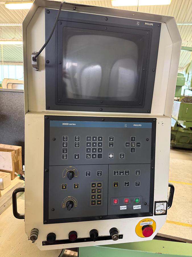 Used Centrum obróbcze AXA VSC 2-1820/720M