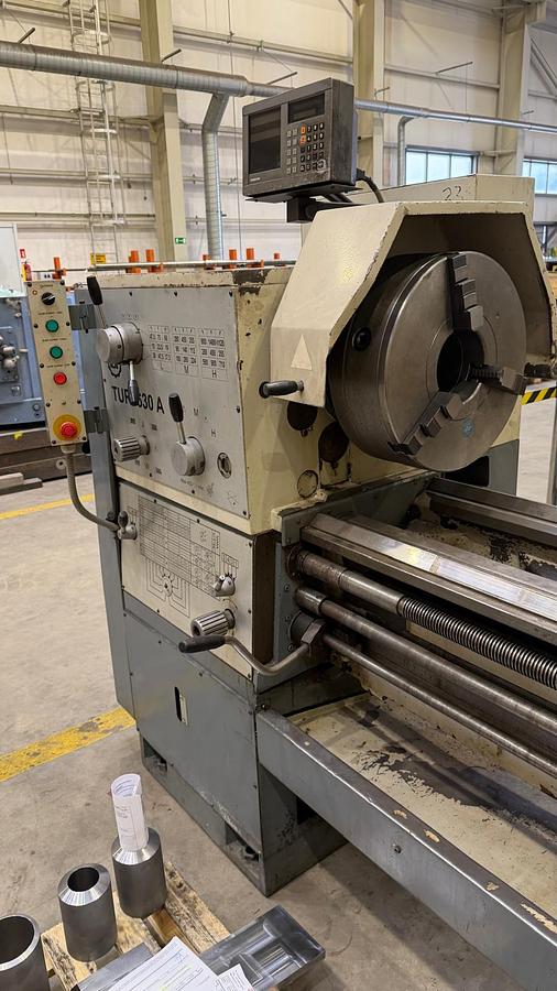 Used Tokarka PONAR TUR 630A / 3000