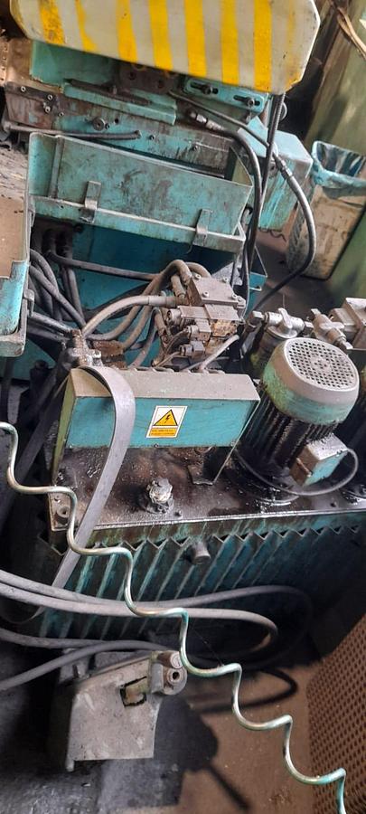 Used Szlifierka do wałków FUM Pabianice RUP-28.45/1000