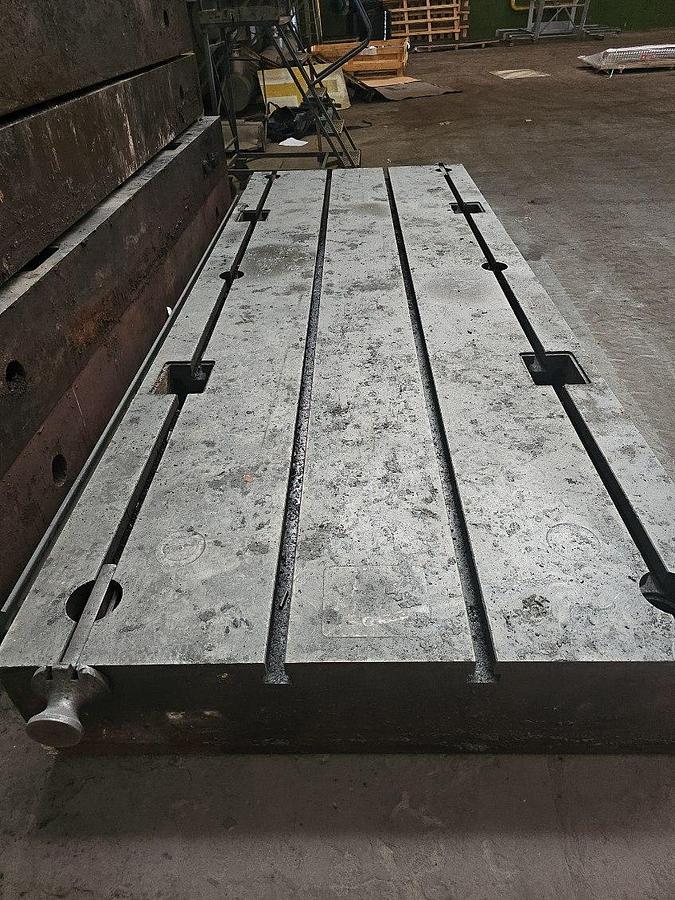 Used Pole płytowe 4000x1500 / 6 szt 
