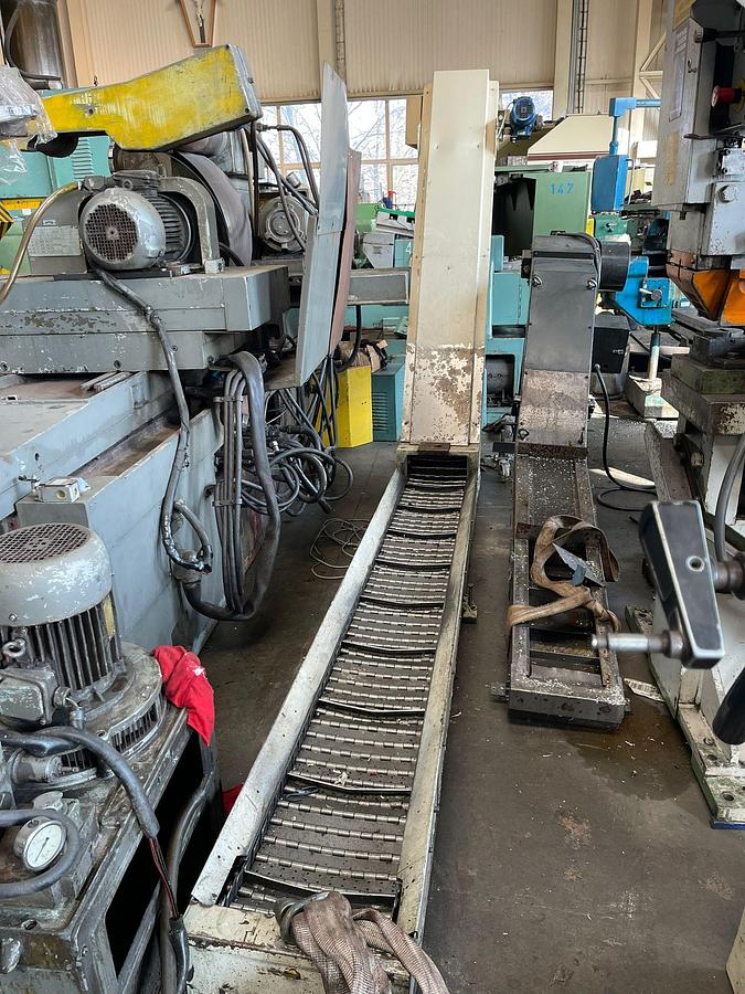 Used Transporter wiórów