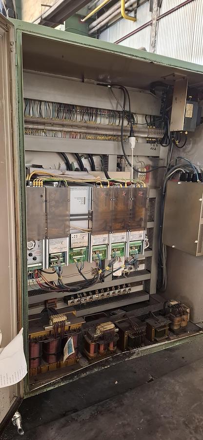 Used Frezarka Łożowa ACME FMB 12 CNC