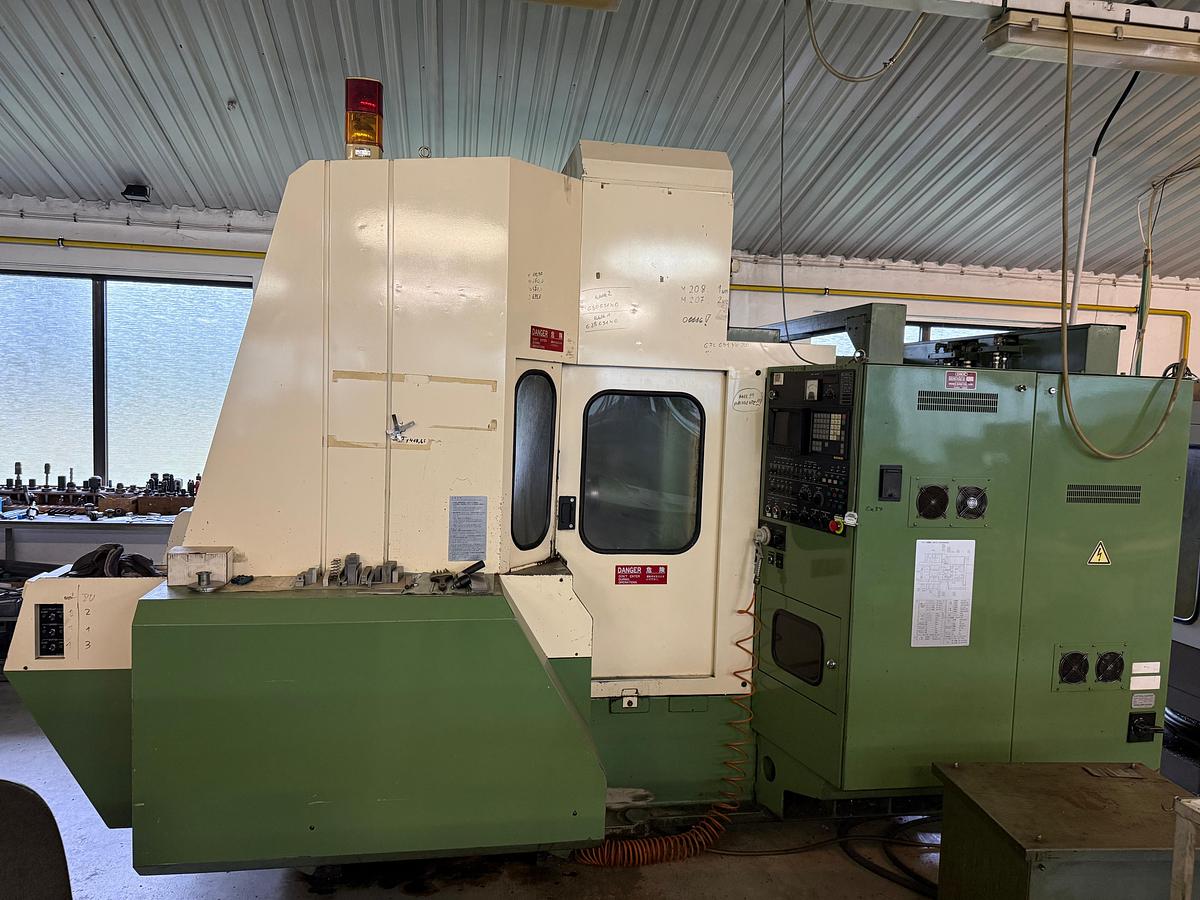 Used Centrum obróbcze dwupaletowe OKK PCH 500